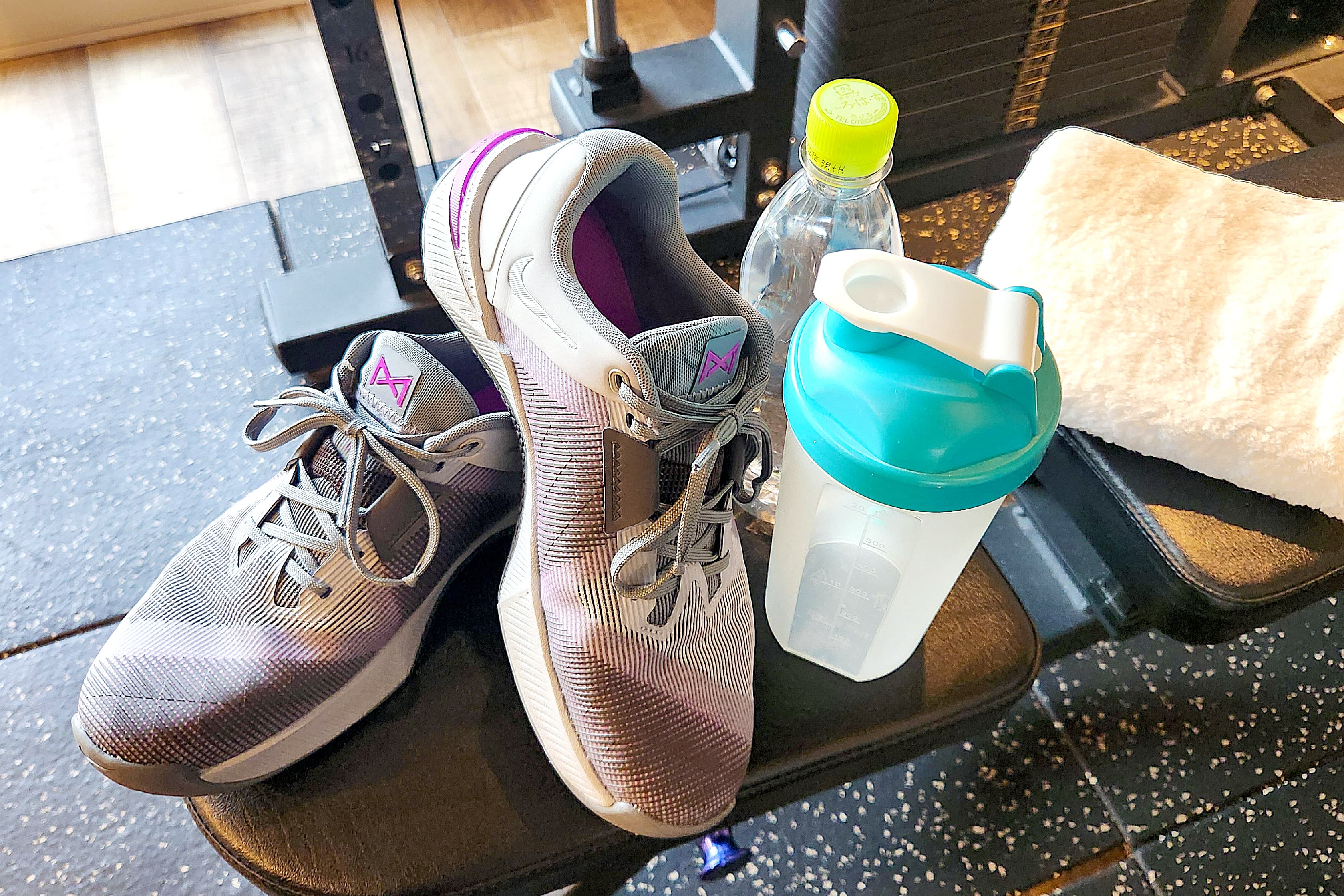 持ち物:室内シューズ・タオル・飲み物